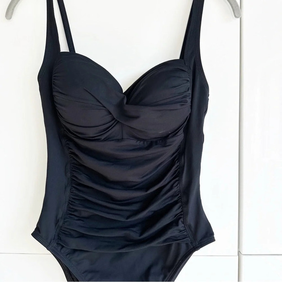 La Blanca By Rod Beattie Black Island Goddess Twist Bra One Piece Swimsuit Sz 6 - Picture 2 of 7